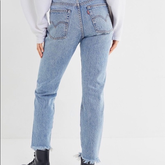 Brand new Levi's premium Jeans - Picture 3 of 7